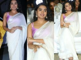 shivathamika rajashekar in white saree at panchatantram pre release-featured