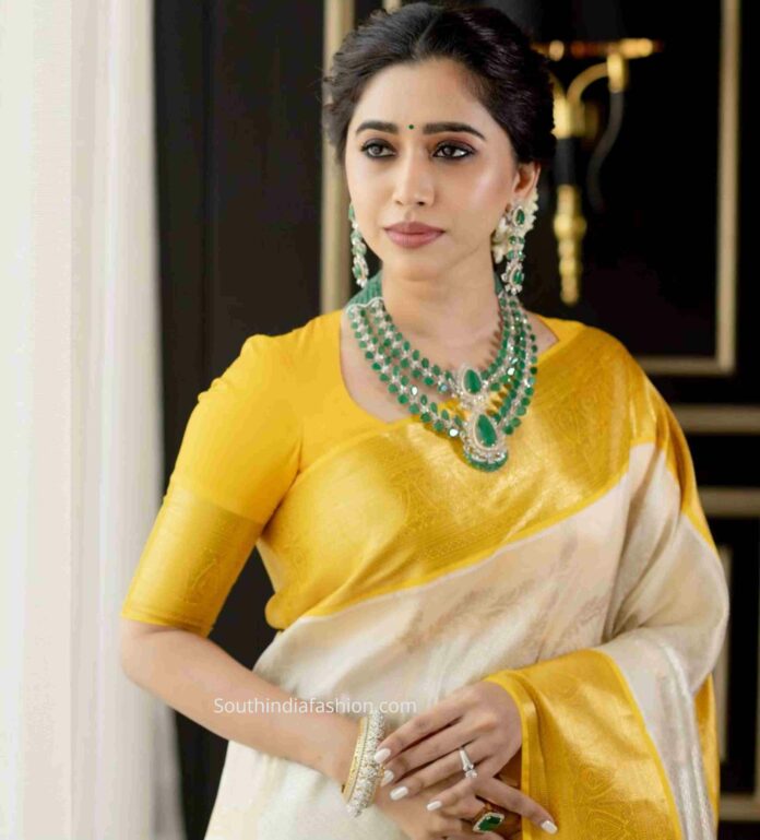 Aarti Ravi looks elegant in a white and yellow silk saree! – South ...